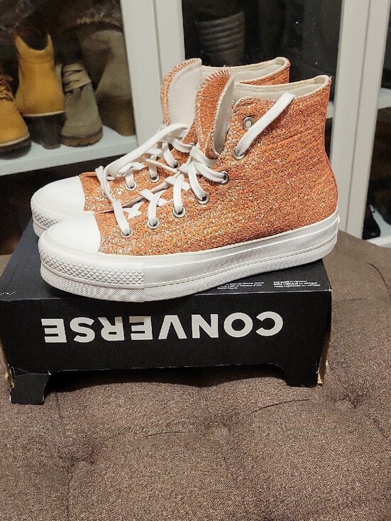 Converse Shoes - EUC Converse CTAS Hi Lift Metallic Shimmer Women's High Top Platform Sneakers
